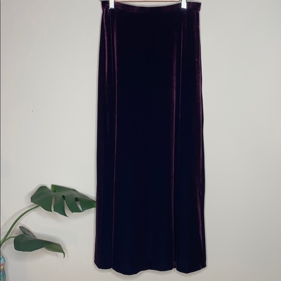 Vintage Tadashi Velvet Skirt - Picture 2 of 7